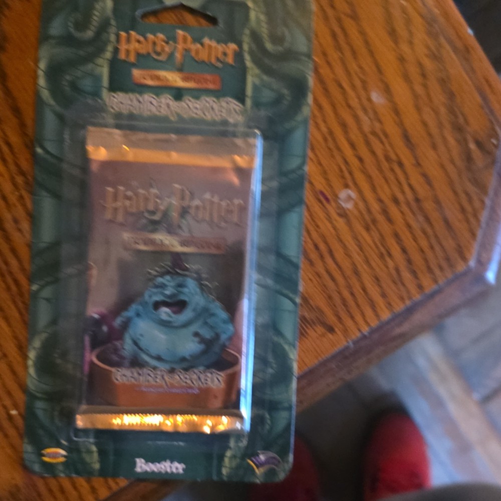 Wizards of the Coast Harry Potter TCG Chamber of Secrets Booster Pack Vintage