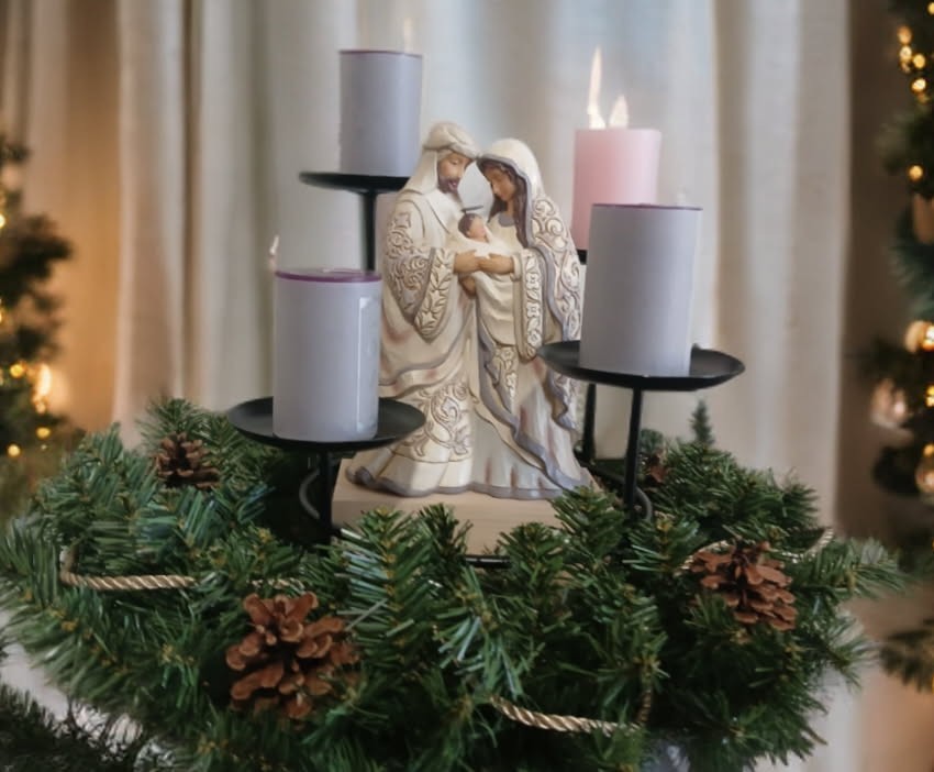 Advent Wreath with candle holder