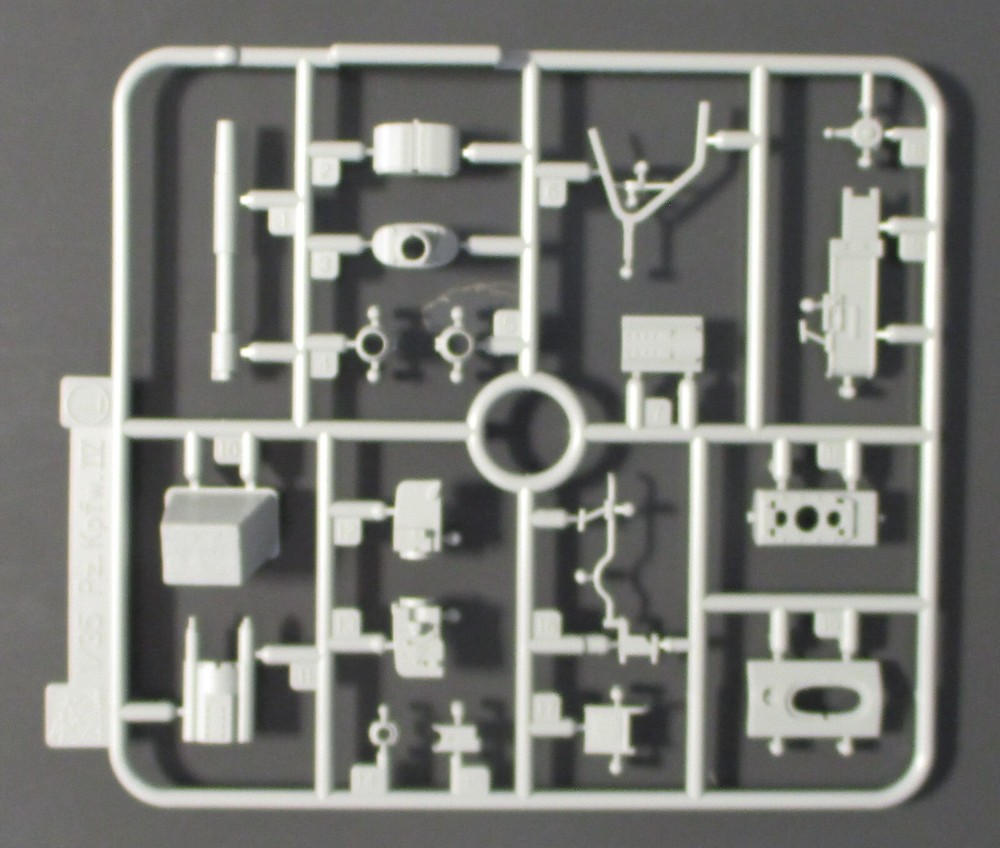 Cyber Hobby 1/35 Scale Aufklarungspanzer 38t Parts Tree L from Kit 6310