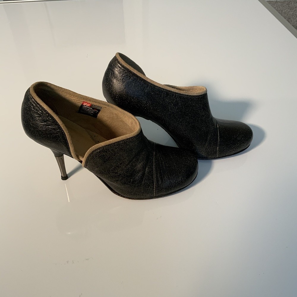Diesel Heels shoes Mellana cutout bootie 7.5 Black Distressed Crackle leather.
