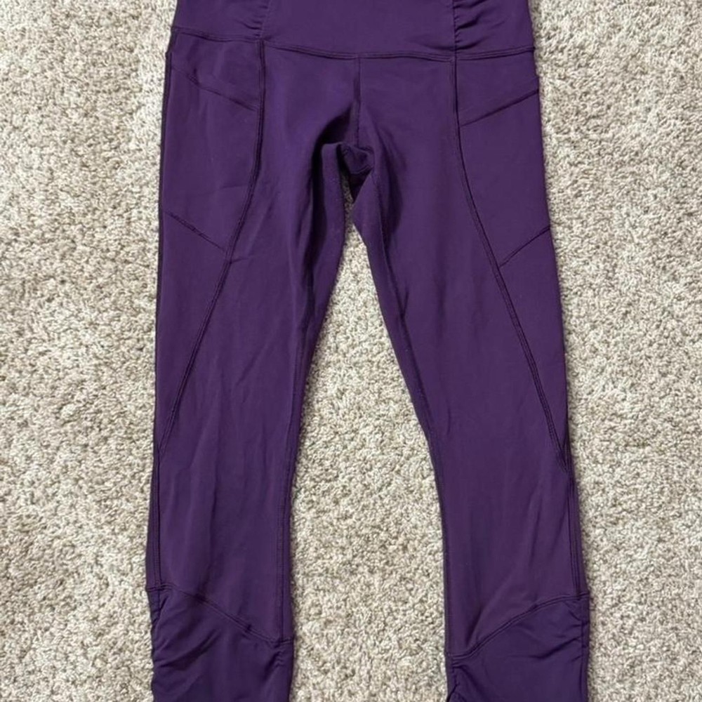 Lululemon Purple Leggings Size 4 Side Pocket Athletic Pants