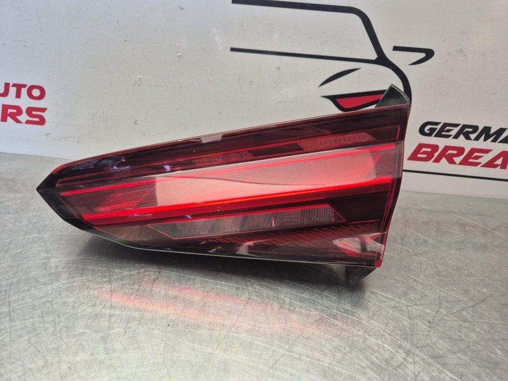 2021 AUDI A5 SPORTBACK F5 REAR TAIL LIGHT ON TAILGATE DRIVERS SIDE 8W6945094AA