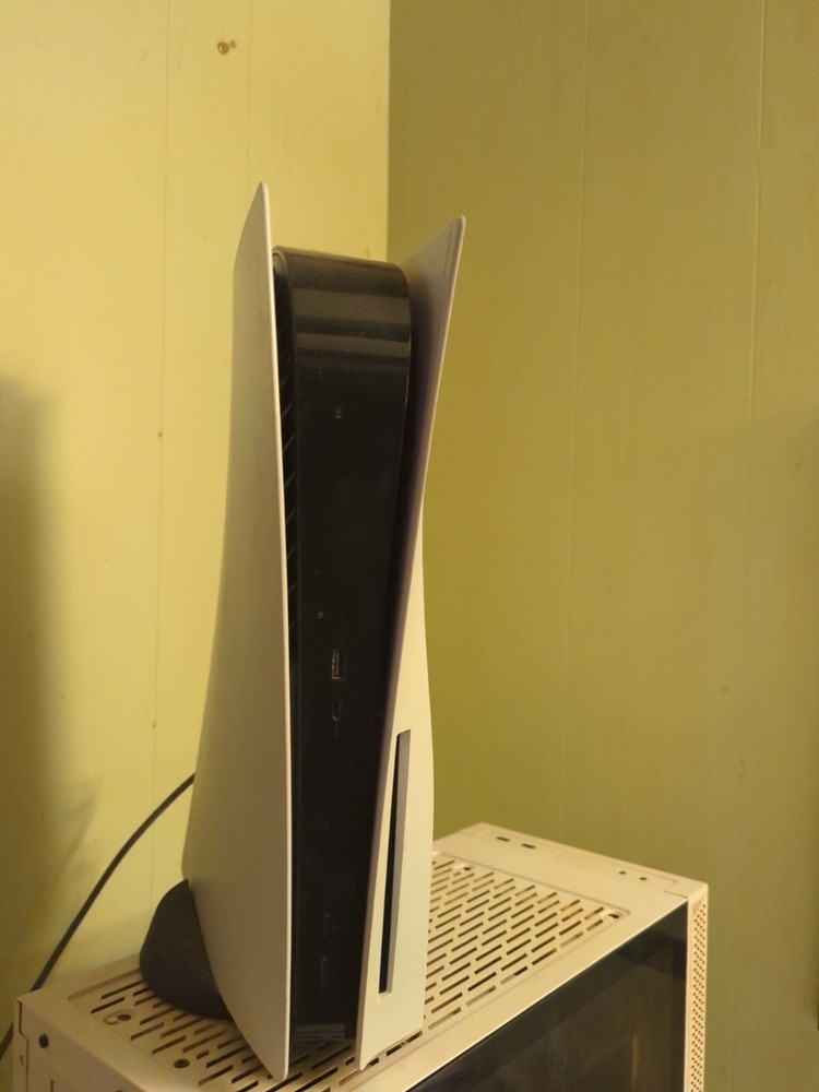 Sony PlayStation 5 Disc Edition 825GB Home Console - White - No Controller