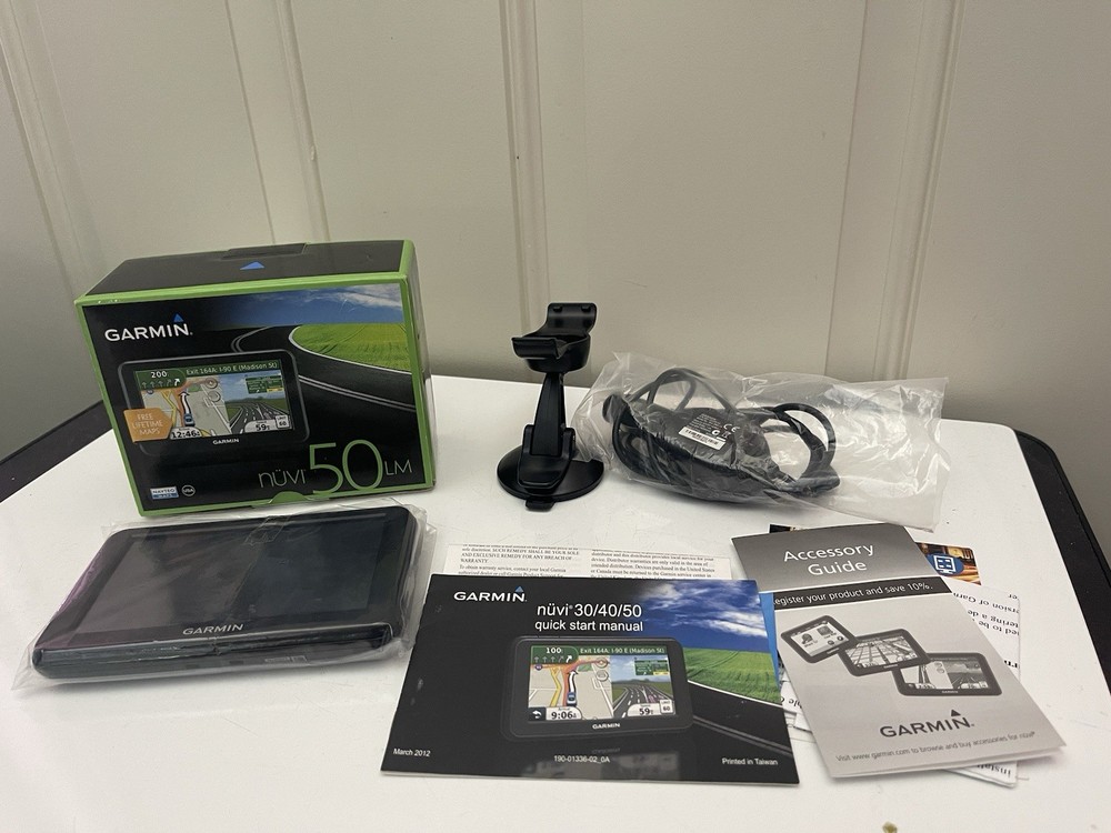 Garmin Nuvi 50LM 5-Inch GPS Navigator with Lifetime Maps and Voice Guidance