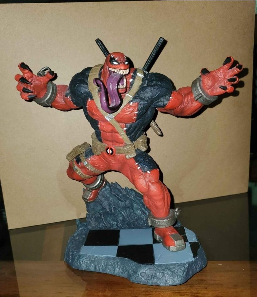 VENOMPOOl 1/10 Statue