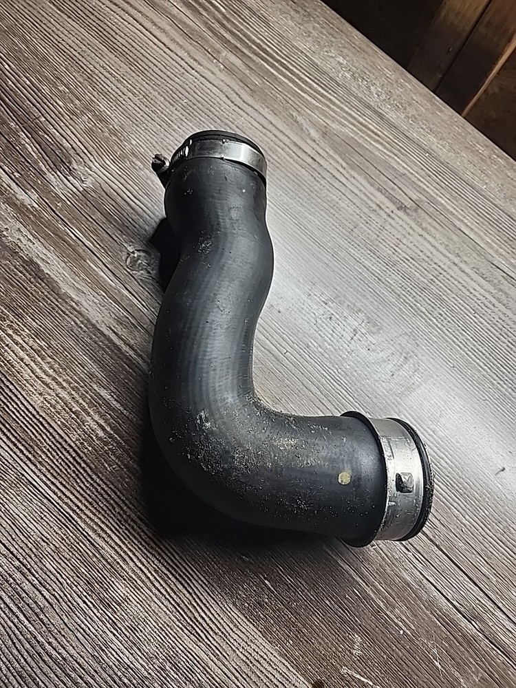 2007-2010 AUDI TT QUATTRO 2.0L - LEFT Turbo Intercooler HOSE / TUBE 1K0145834N