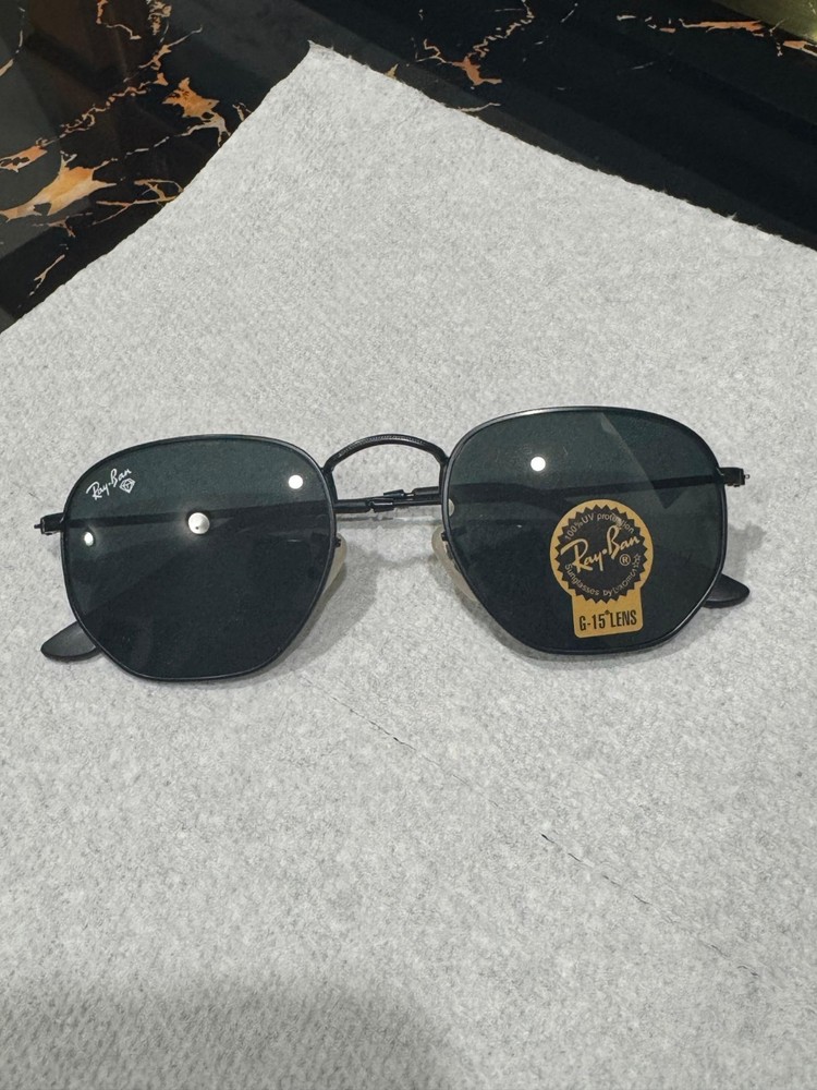 Ray-Ban RB3548 Polarized Sunglasses – Modern Black Frame, Black Lenses