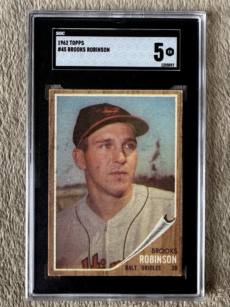 1962 Topps Brooks Robinson #45 SGC 5 HOF Orioles Vintage Baseball Card EX