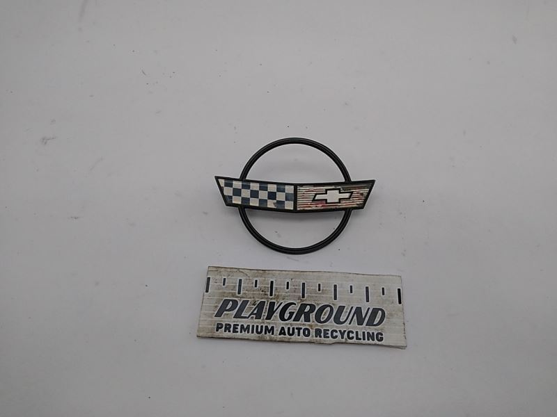 CORVETTE C4 COUPE Hood Emblem Ornament 1984 1985 1986 1987 1988 1989 1990