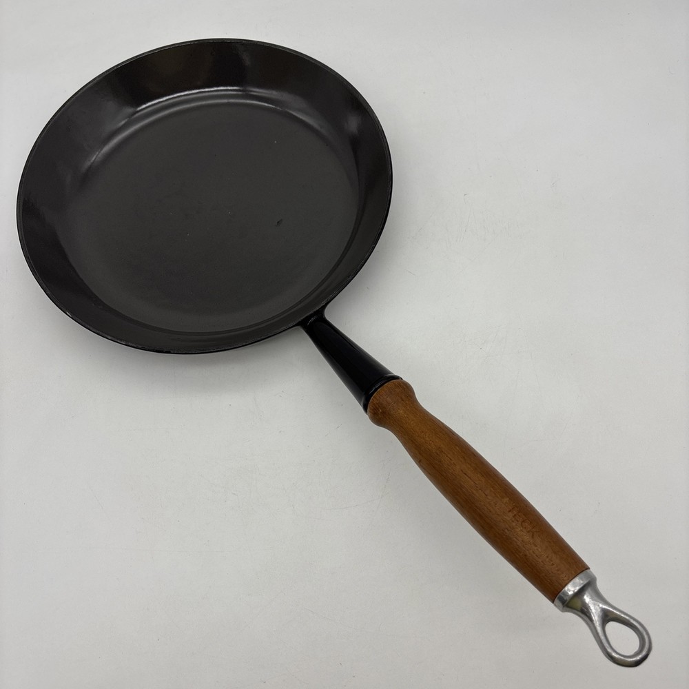 Vintage Le Creuset 10in Black Enamel Cast Iron Skillet Slightly Warped