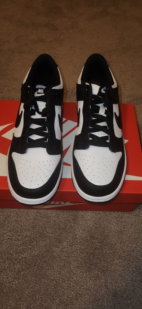 Nike Dunk Low (GS) WHITE BLACK WHITE Size 7Y