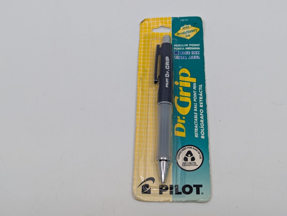 PILOT Dr. Grip Refillable & Retractable Ballpoint Pen, Medium Point, Blue ink