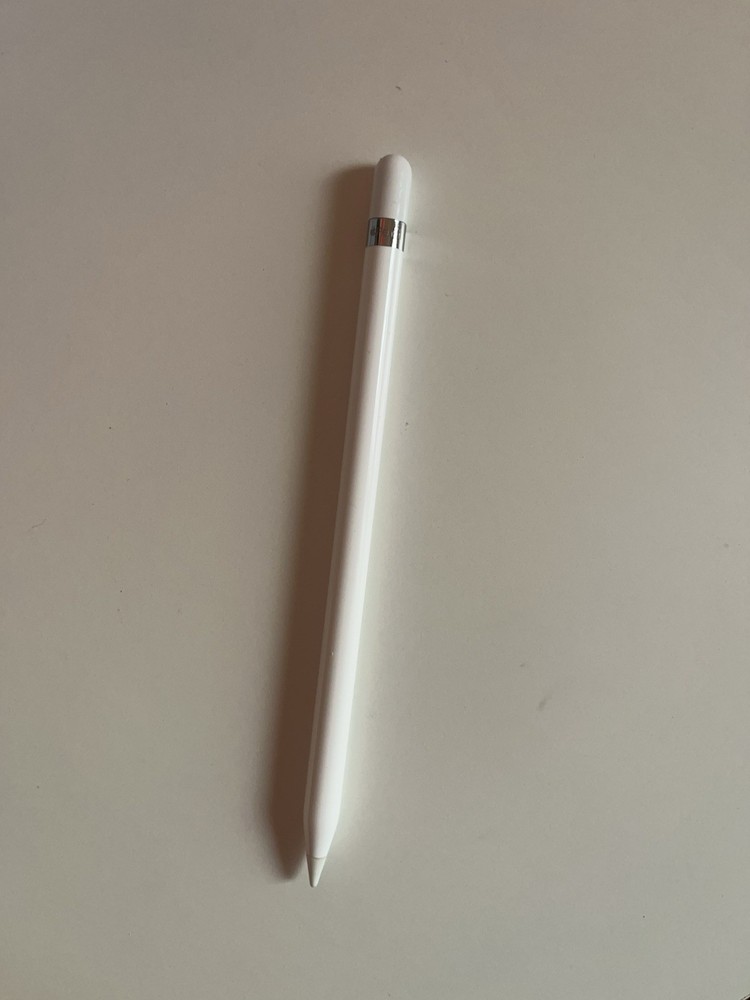 Apple Pencil 1st Gen Stylus for iPad with Replaceable Nibs in White