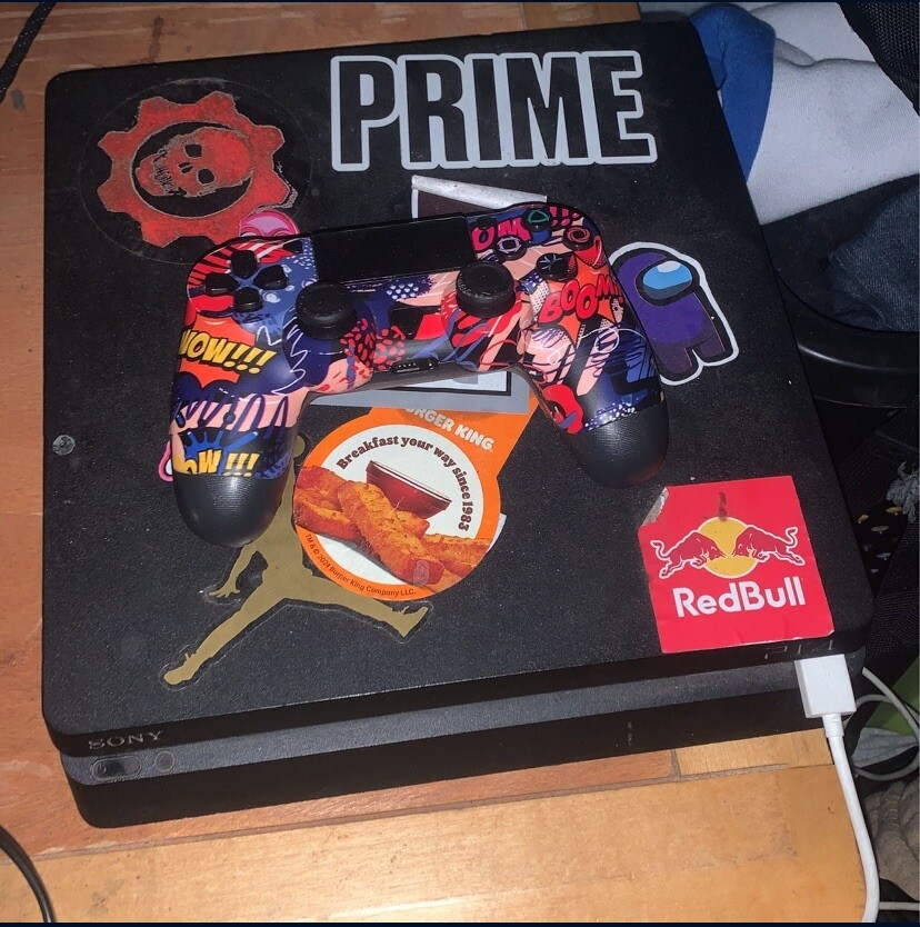 Sony PS4 500GB Black Gaming Console for Ultimate Gaming Experience