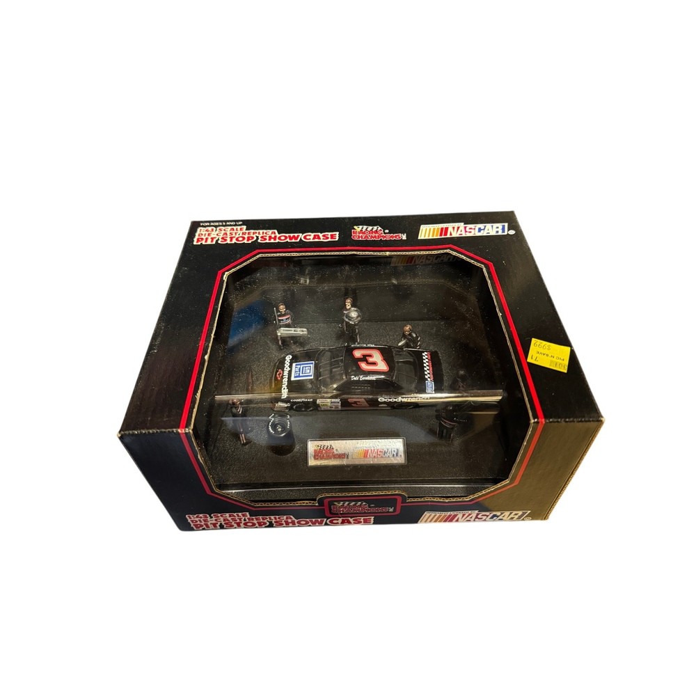 Dale Earnhardt GM Goodwrench #3 1/43 Scale Pit Stop Showcase Car