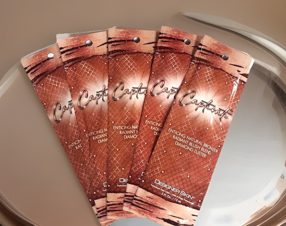 5 Designer Skin CAPTIVATE Natural Bronzer Packets