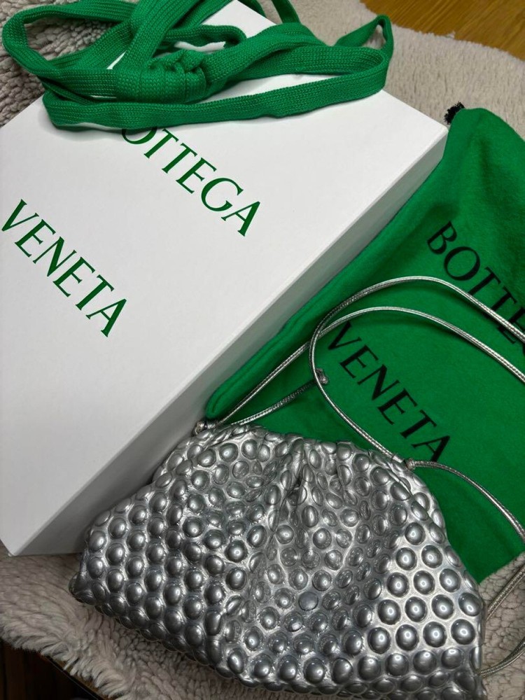 BOTTEGA VENETA Shoulder Bag Silver Intrecciato Leather Authentic F1204195