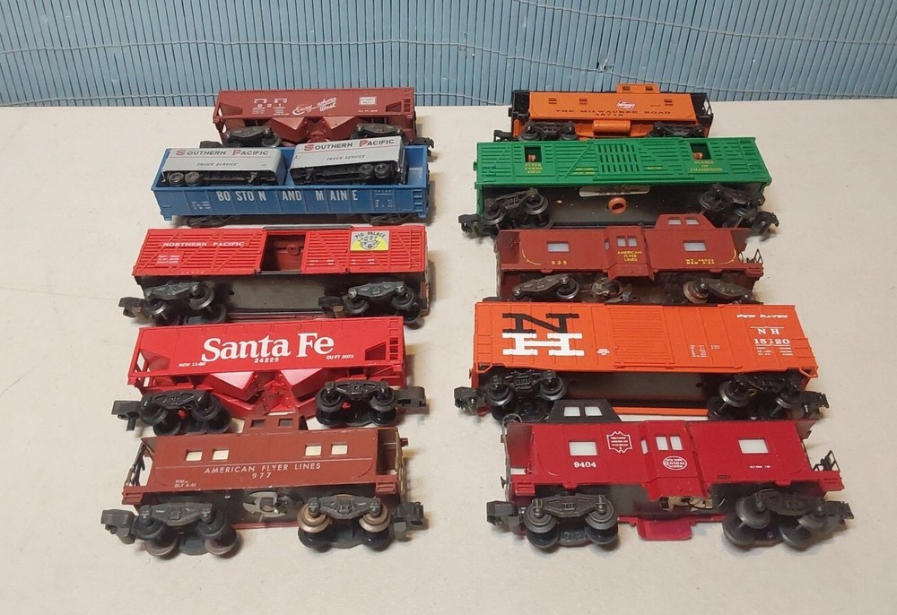10 American Flyer S Gauge Train Cars ( MIXED ROADNAMES) Nice Original LOT#4