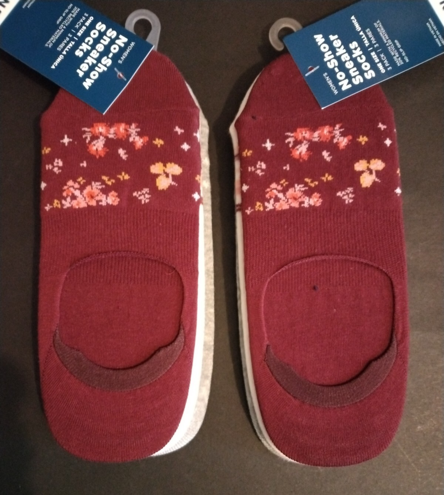 6 Pairs No Show No Slip Grip Socks for Women by Old Navy One Size