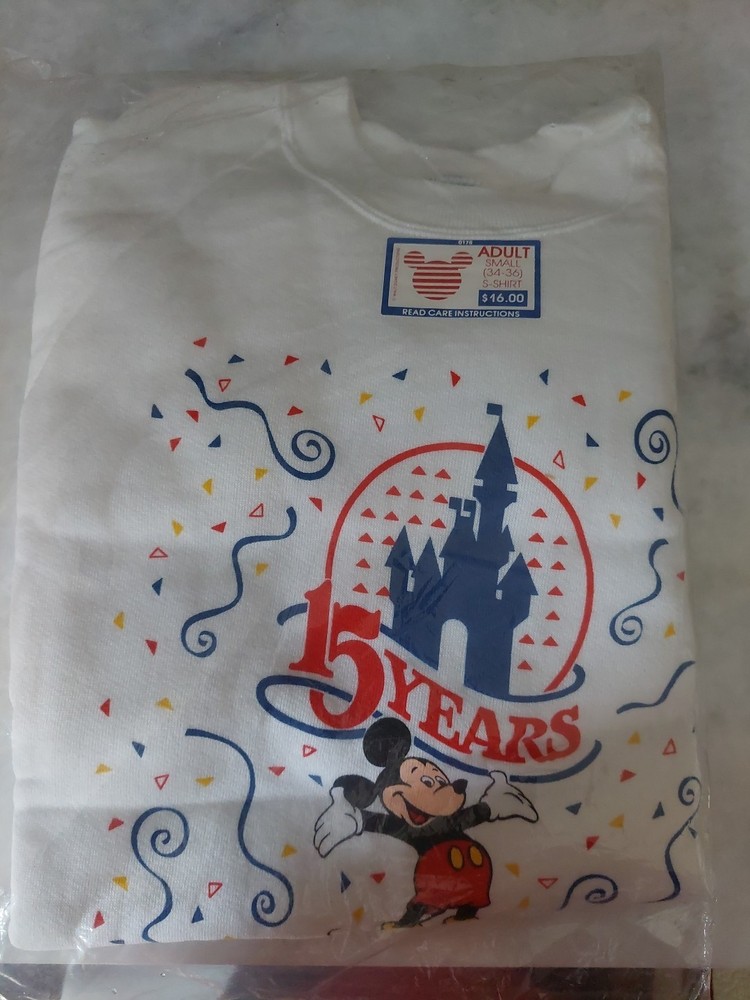 Vintage 1980s Rare Mickey Mouse Disney World 15th Anniversary Crewneck Sweatshirt