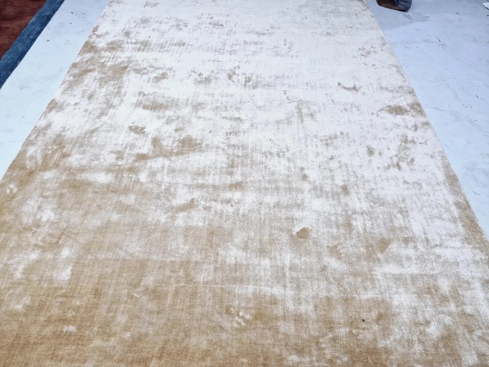 Luxury Hand-Loomed Viscose Silk Area Rug in Solid Colors | Custom Sizes Available
