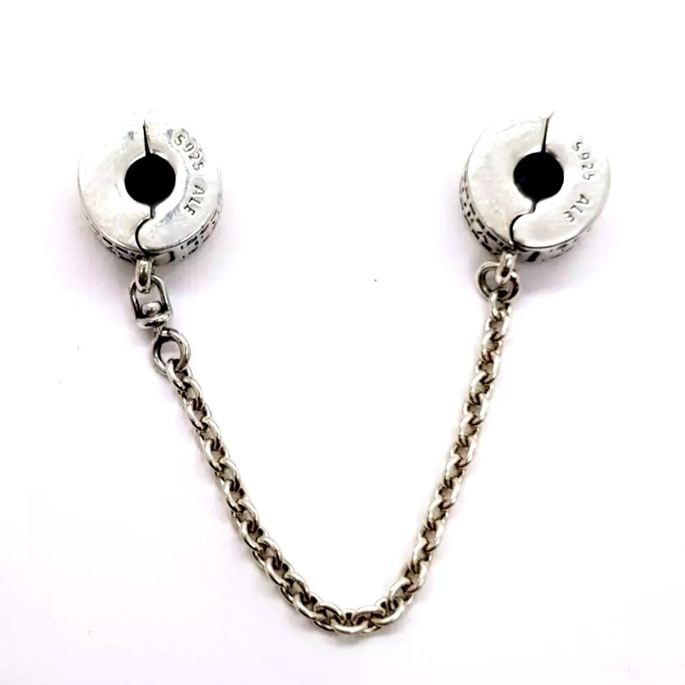 NEW ™Pandora Moments Signature Logo Safety Chain Clip CZ Charm 792057CZ