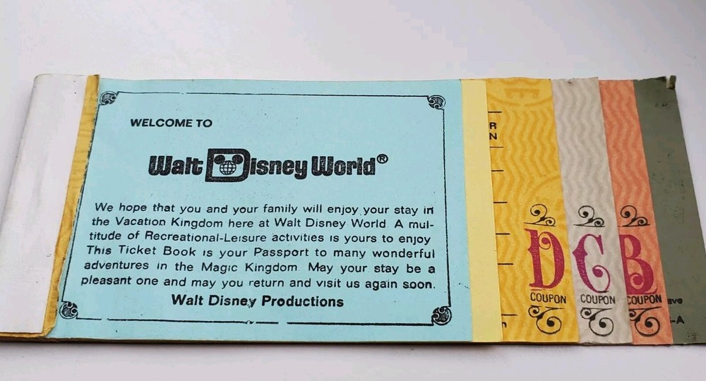 Vintage 1975 Walt Disney World Junior ticket coupon book original        11C-image