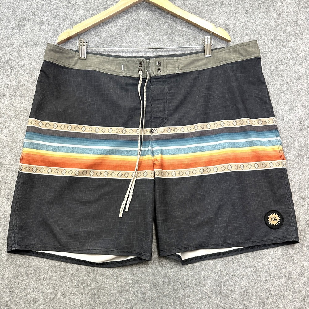 Quiksilver Highline Boardshorts Mens Size 40 Performance Fabric Gray Surf Swim