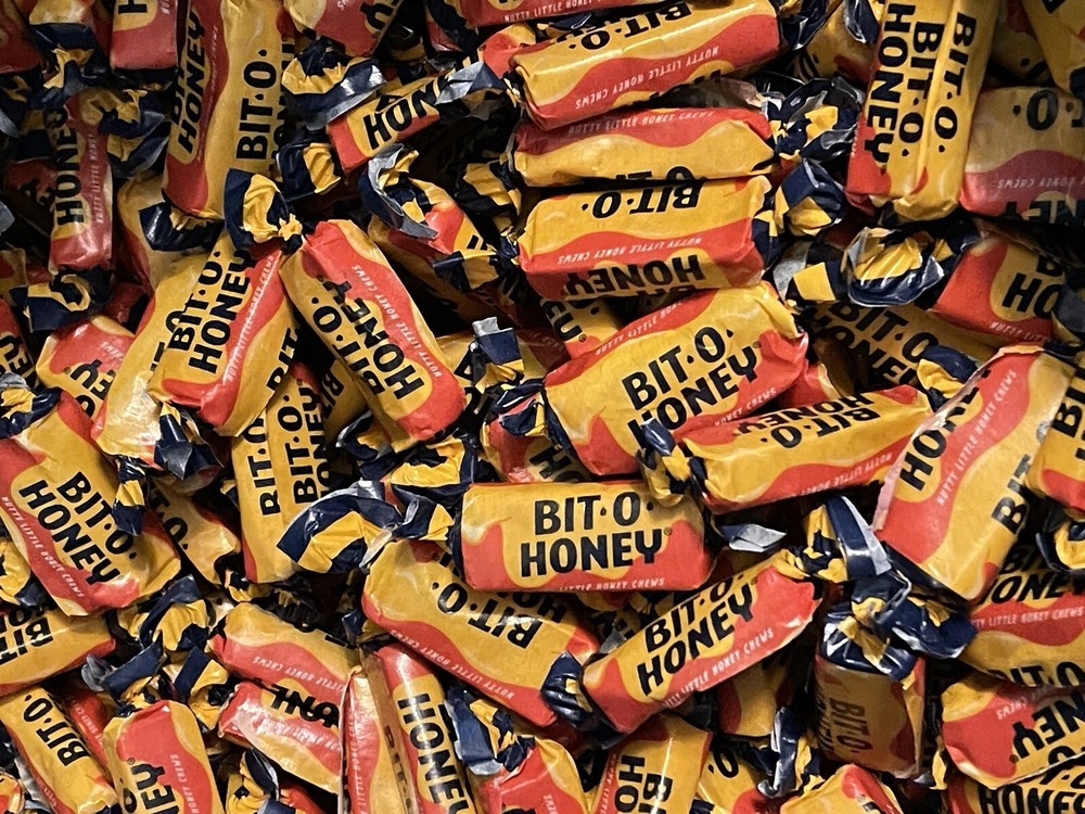 Bit O Honey 2 POUND LB Classic Retro Bulk Candy FREE SHIPPING Bit-O-Honey