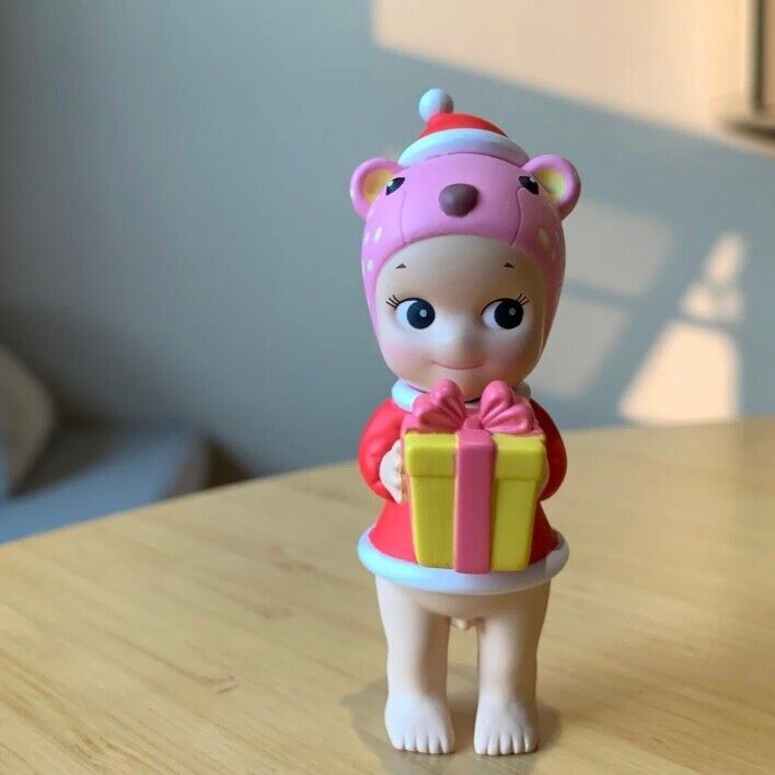 Sonny Angel Christmas Presents 2020 mini figure Wrapped Present Designer toy
