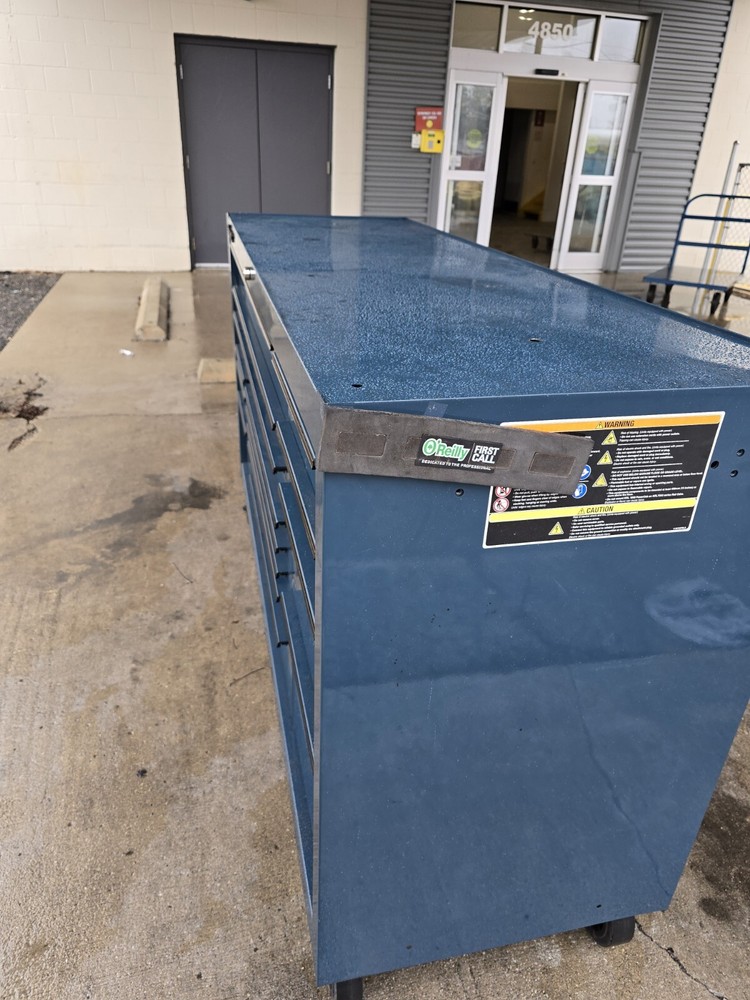 73IN triple bank,power&speed drawers,drawer liners,will drop off locally