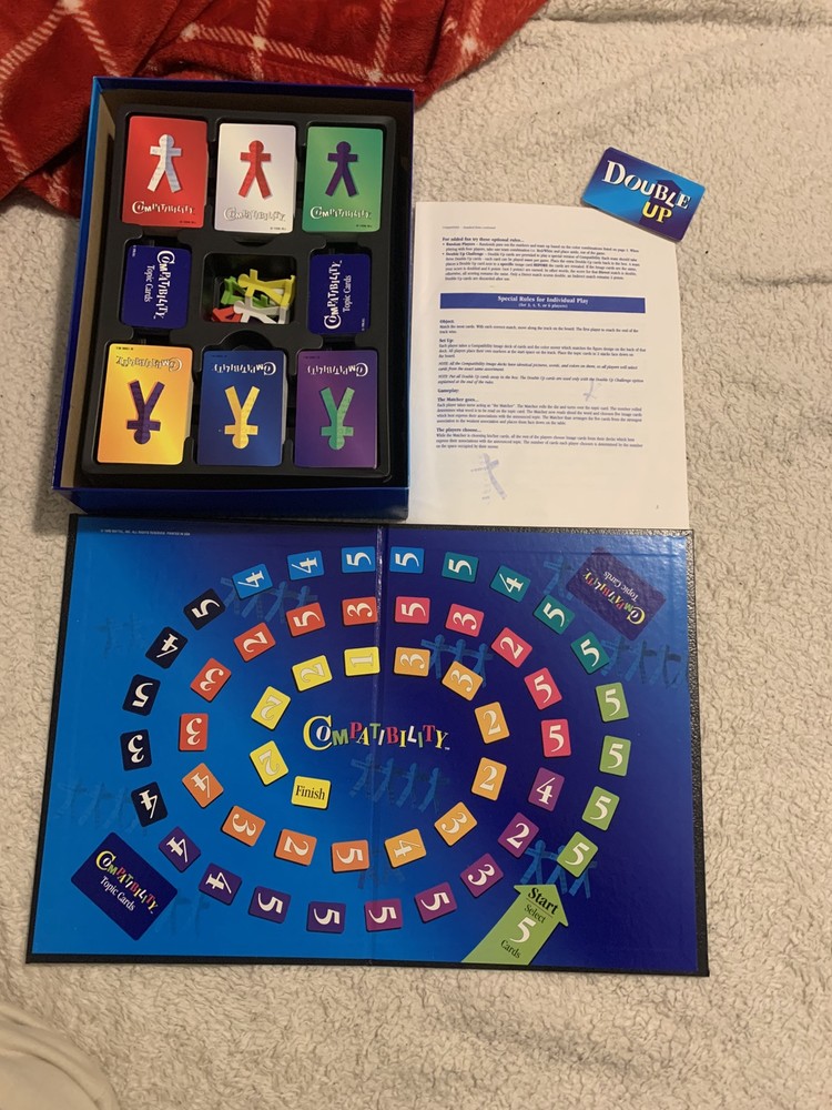 Mattel COMPATIBILITY Board Card Game Vintage 1996 Party Couples Night