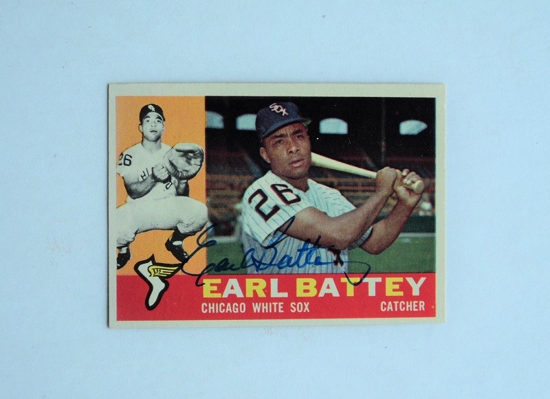 1960 Topps Baseball #328 Earl Battey AUTOGRAPH MINT FLASH SALE-image