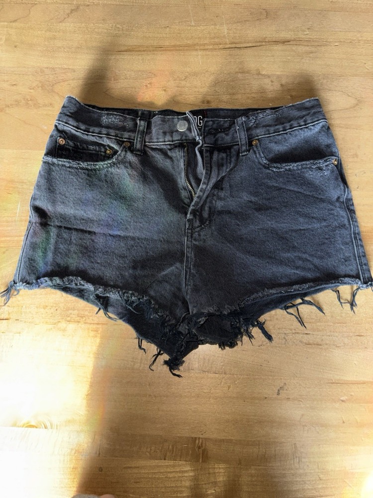 BDG Urban Outfitters Shorts Womens 27 Girlfriend High Rise Black Denim Cut Off