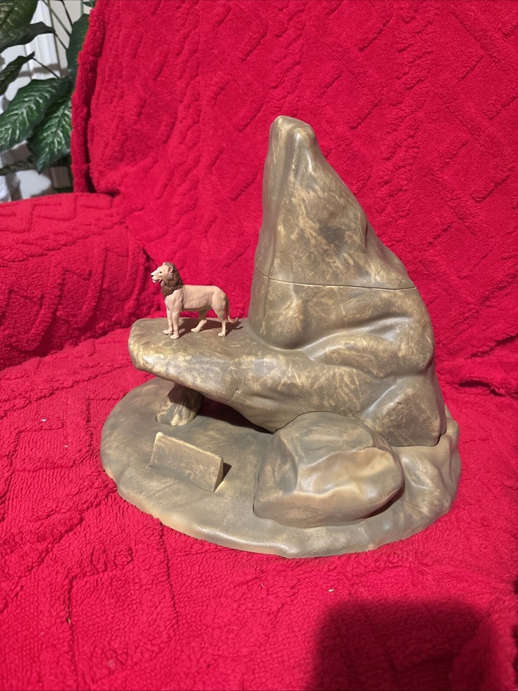 Mufasa Lion King Pride Rock Popcorn Bucket Ready to Ship Fast Regal Exclusive-image