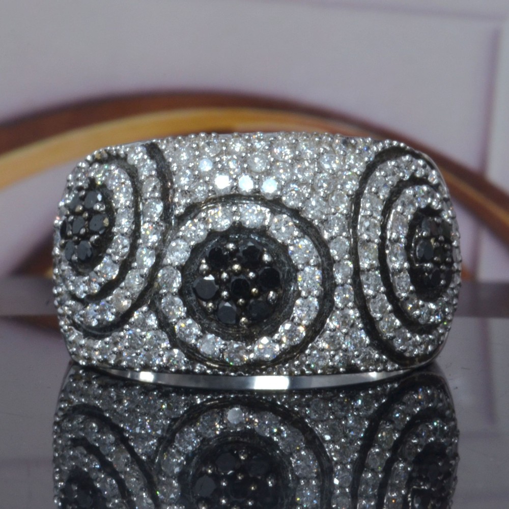 1.25 Carat Black and White Natural Diamond Ring in 14k White Gold Ring Size 7
