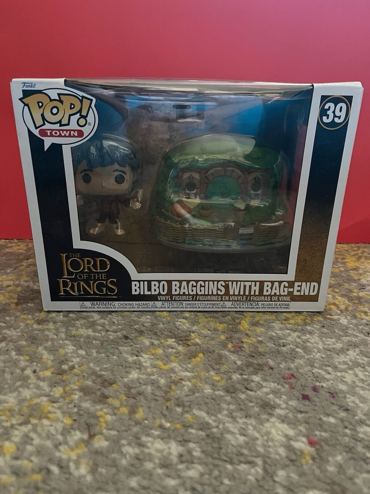 Funko Pop! Town: Lord Of The Rings Bilbo Baggins With Bag-End #39