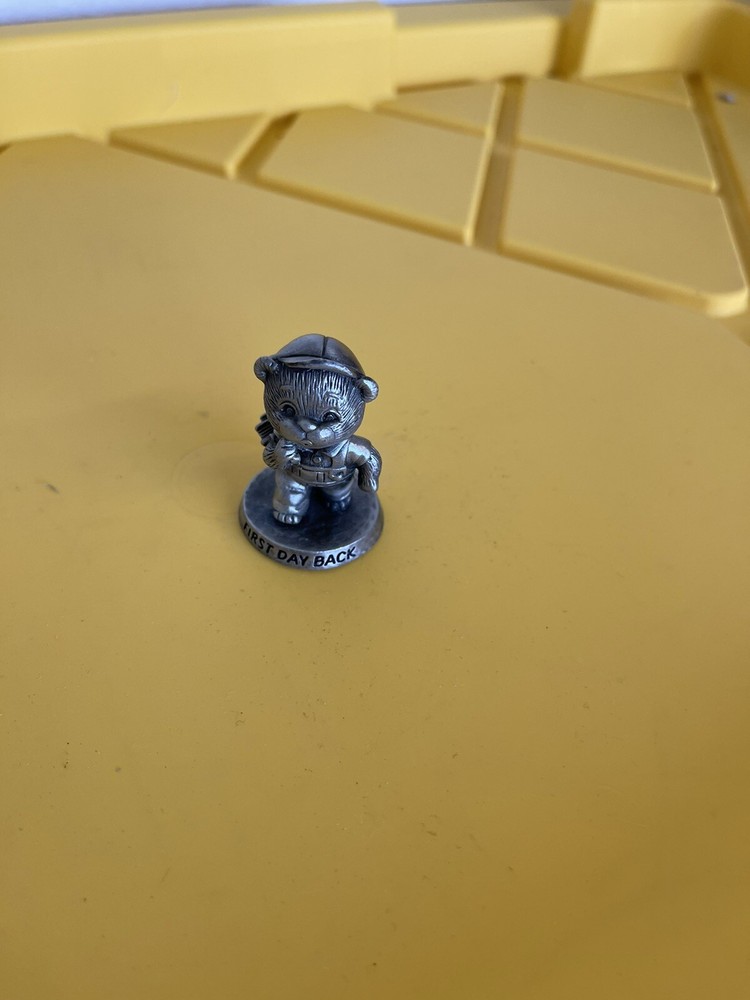 1983 Avon Fine Pewter Figurine [ FIRST DAY BACK ] Bear Going Back to School!