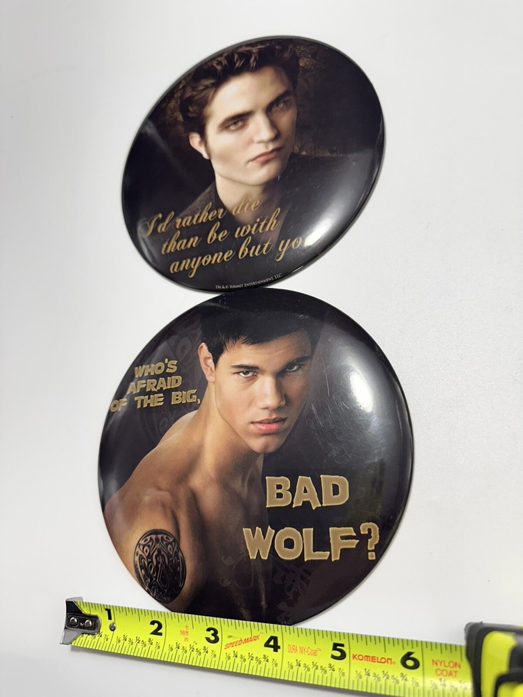 Twilight Saga Moon Movie Button Set - Jacob & Edward Werewolf Duo