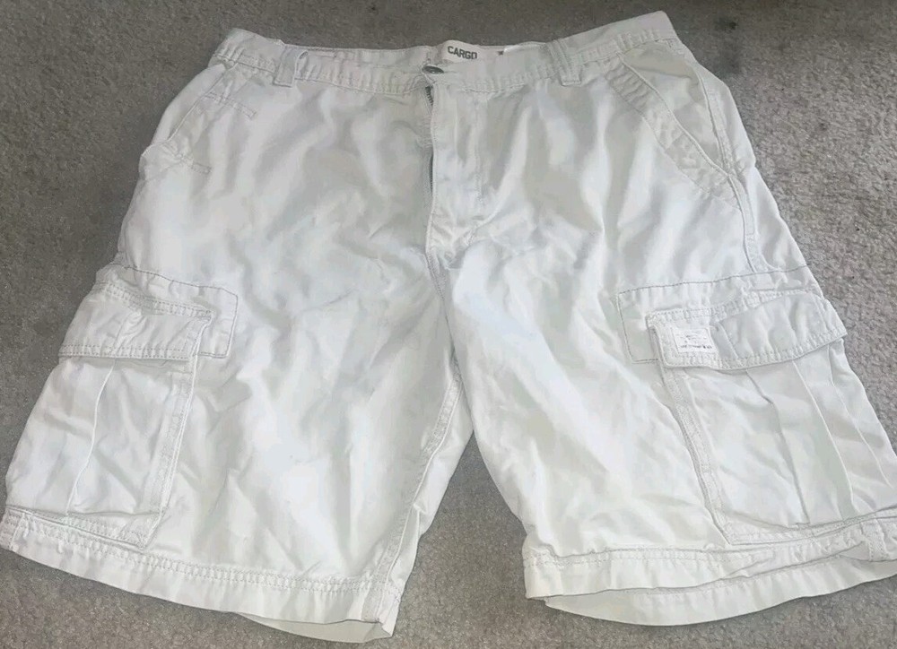 Levi's Men's Cargo Khaki Shorts Size 36