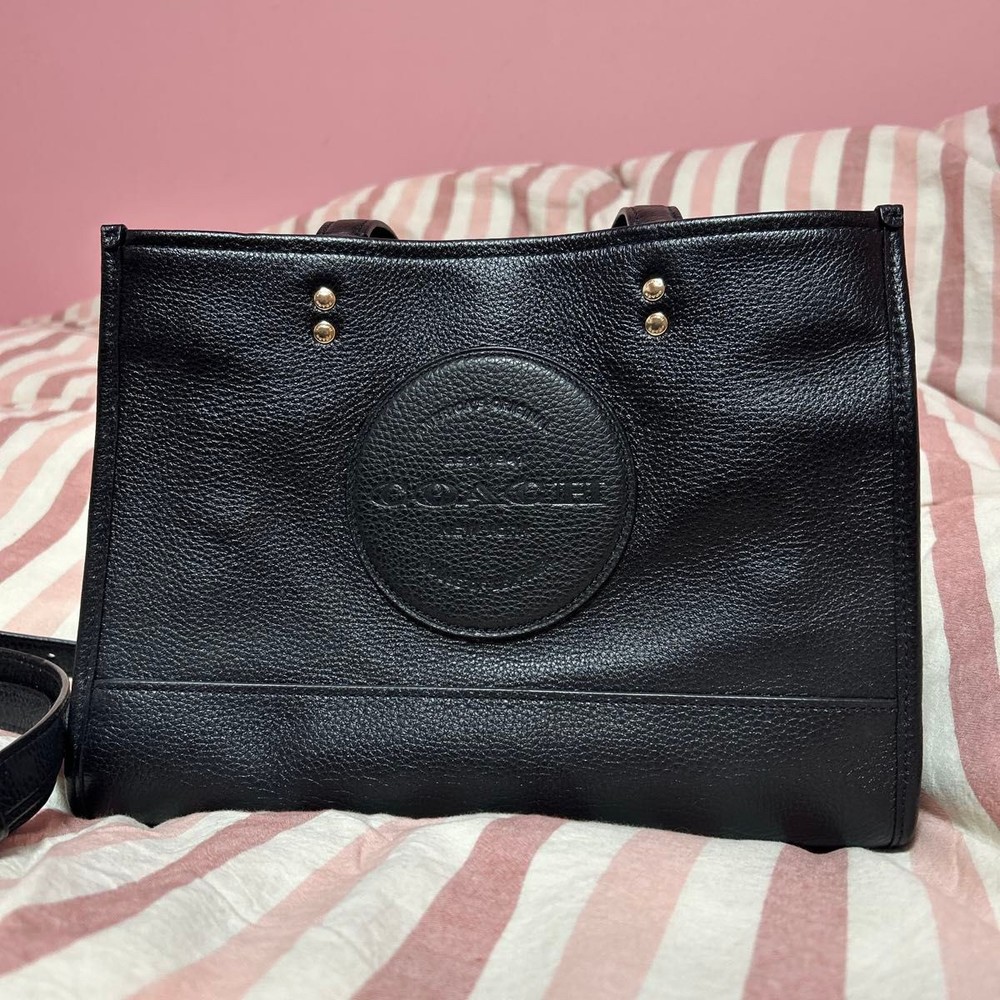 COACH Signature Leather Shoulder Bag for Women Stylish & Spacious