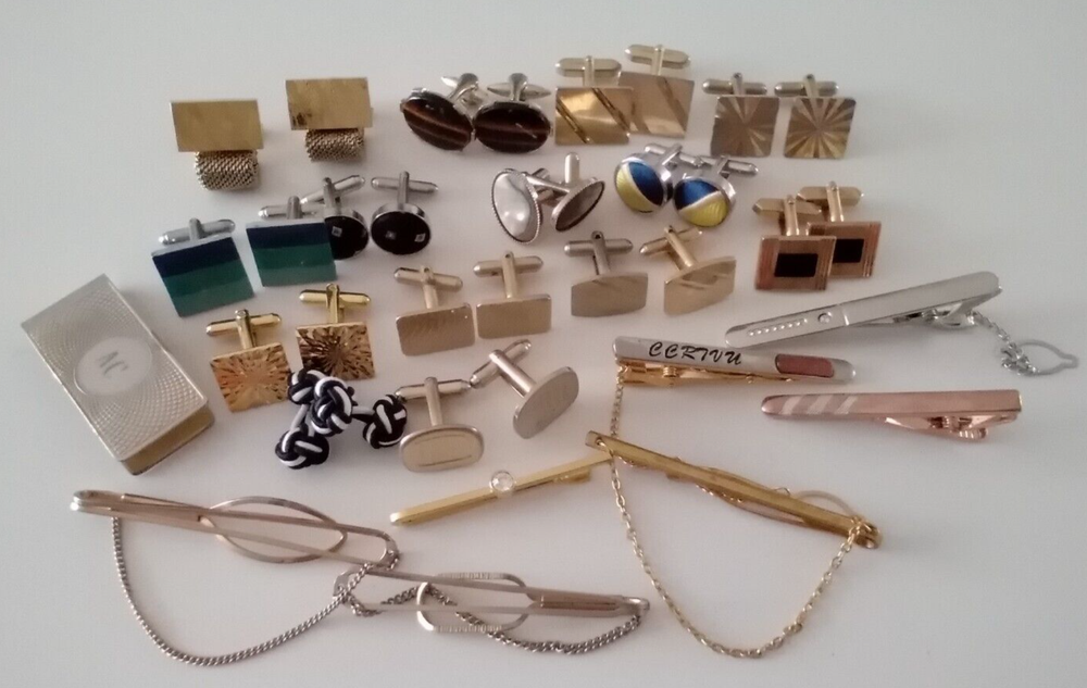 Job Lot of Gents Vintage Accessories Cufflinks Tie Clips etc