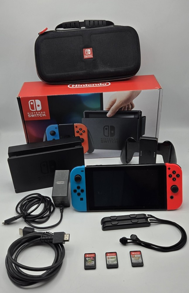 Nintendo Switch 32GB Neon Red & Blue Joy-Con Bundle HAC-001 W/ 3 Games. Nice!