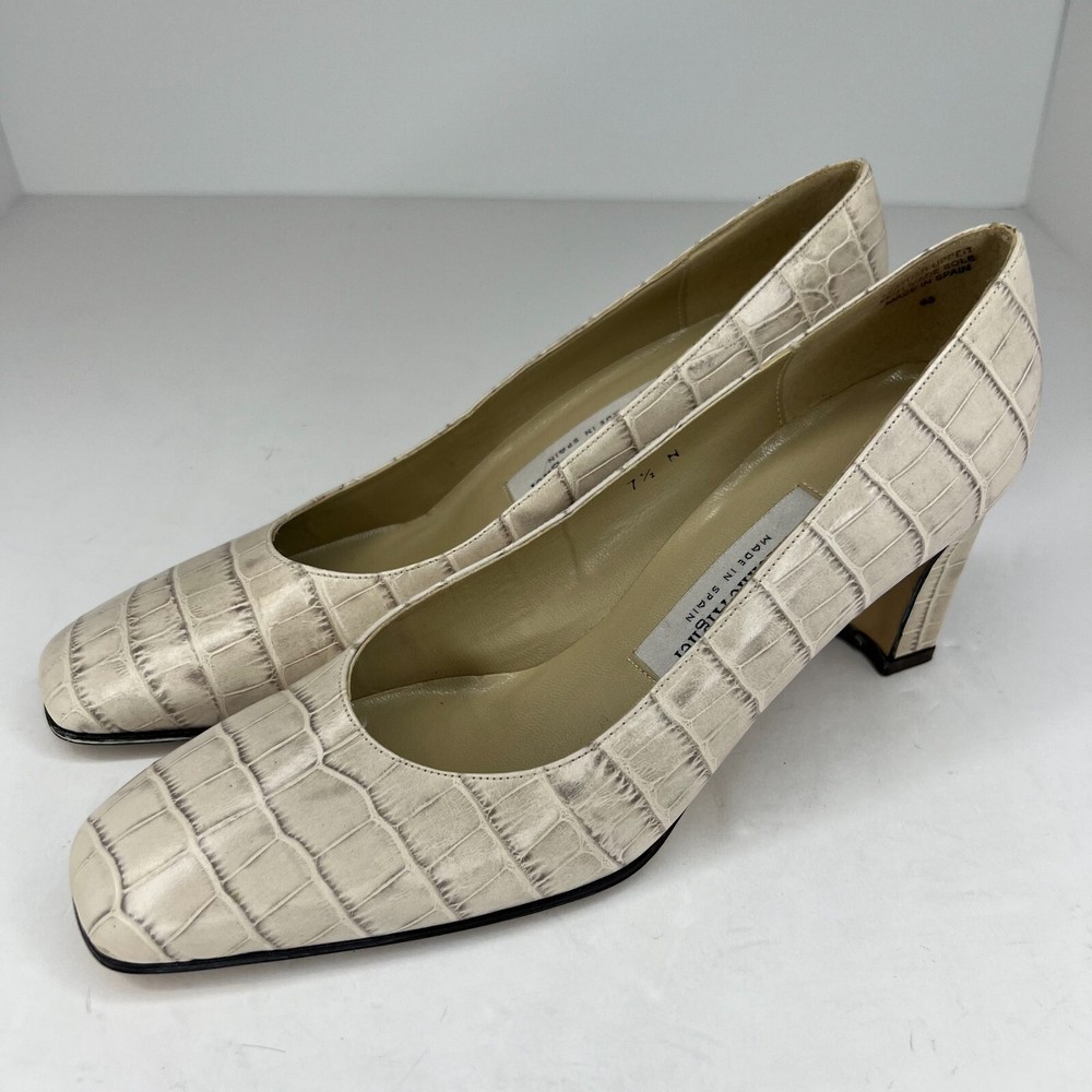 Etienne Aigner Womens Beige Taylor Valencia Faux Crocodile Leather Size 7.5N Heels