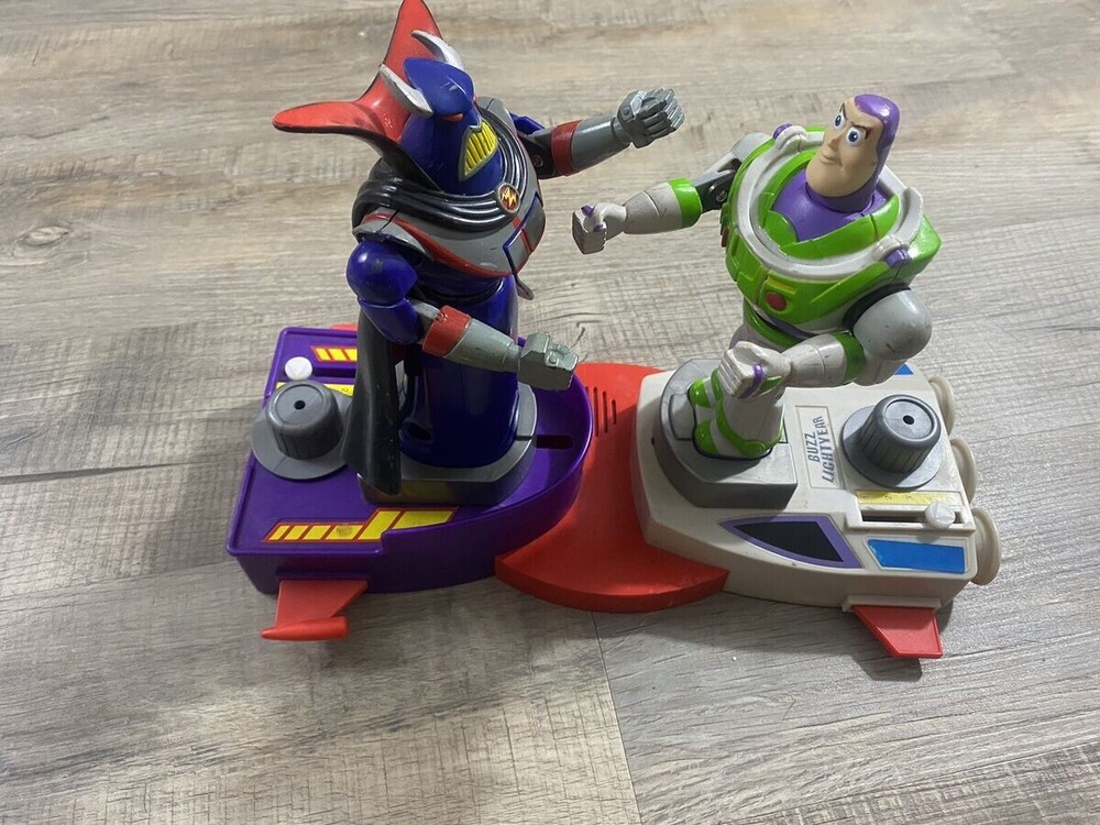 Vintage Toy Story 2 Rock’em Sock’em Robots Game 2000 Buzz Vs Zurg Rare Works