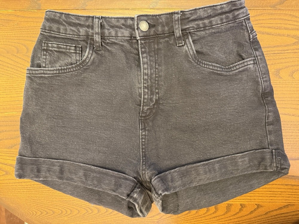 Cotton On Black Jean Shorts 99% cotton high rise size 30