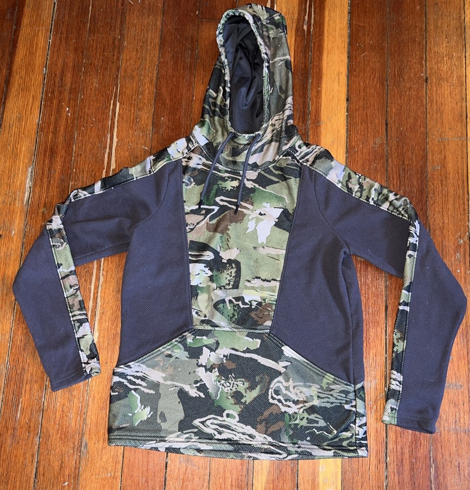Under Armour cold gear camo hoodie men’s medium