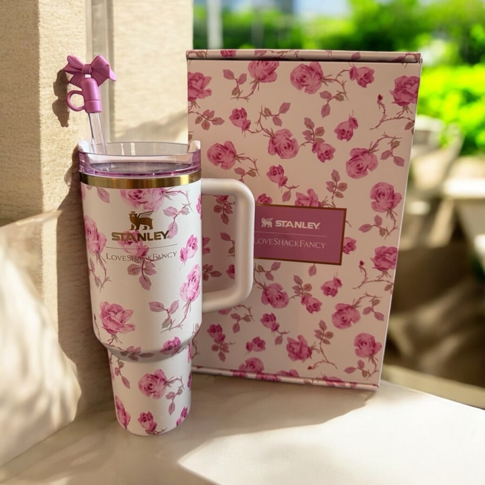 Stanley X Love Shack Fancy Quencher Tumbler 40 OZ Ribbon Rosa
