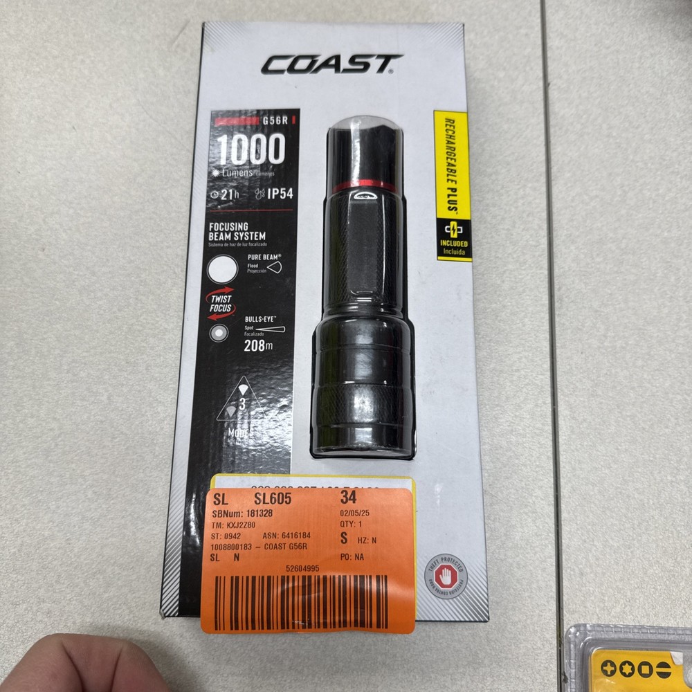 COAST 1000 Lumens Rechargeable Dual Power IP54G56R