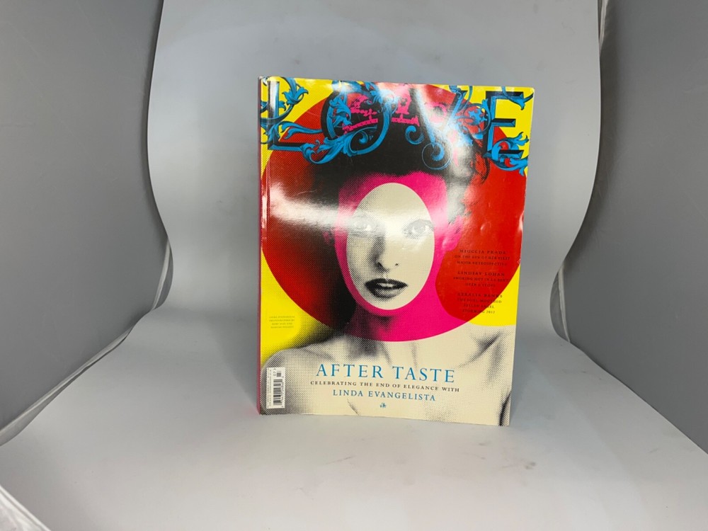 LOVE MAGAZINE - ISSUE SEVEN (2012) - LINDA EVANGELISTA COVER